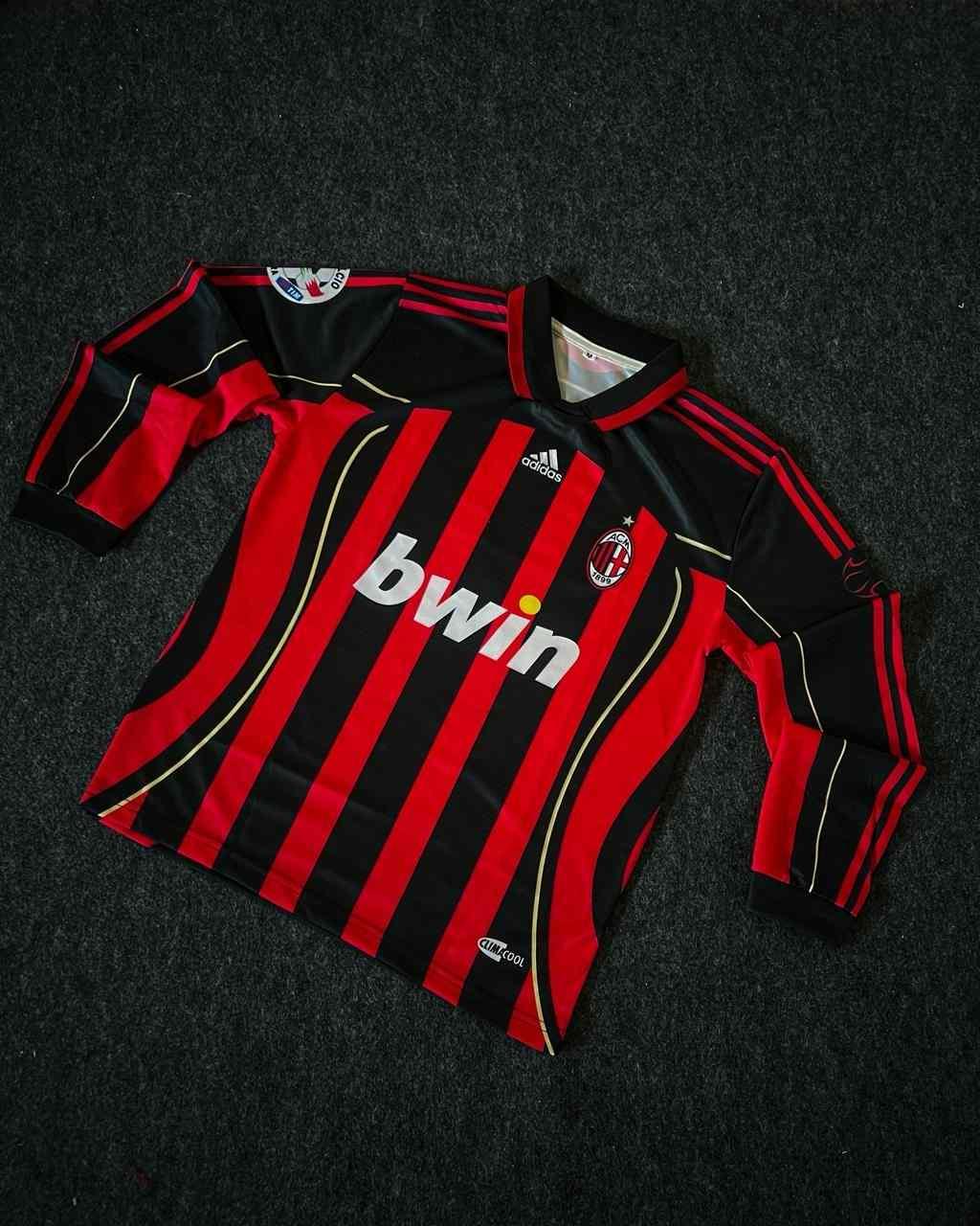 AC Milan Retro Home Jersey – Red & Black Classic Long Sleeve